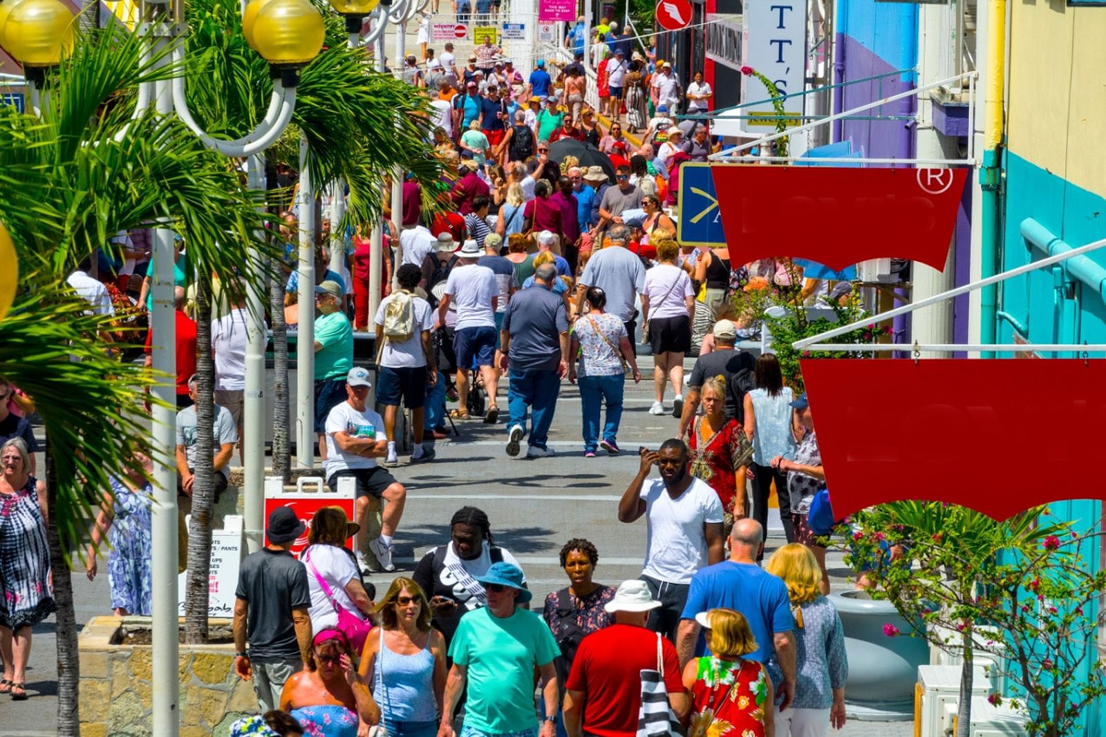 Crowd in Antigua